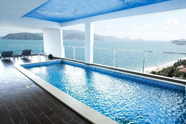 Euro Star Hotel Nha Trang Esterno foto